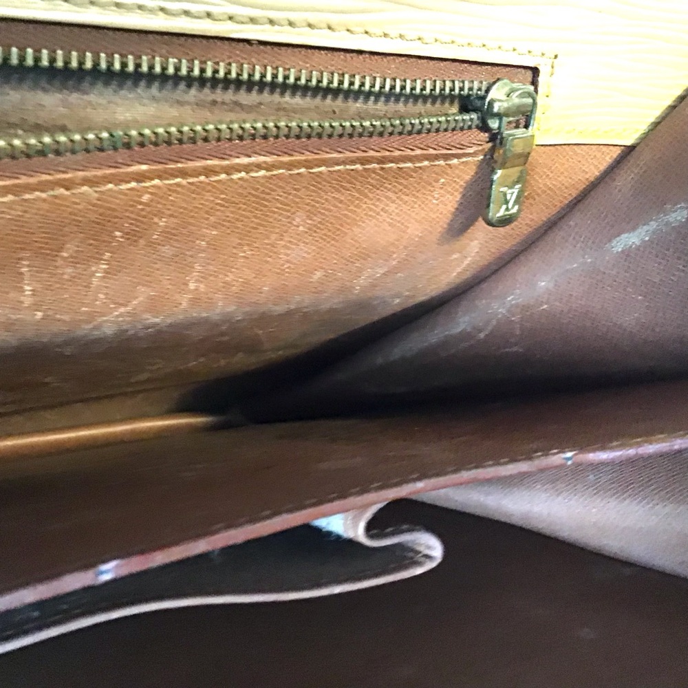 Louis Vuitton bags - Picture 8 of 10